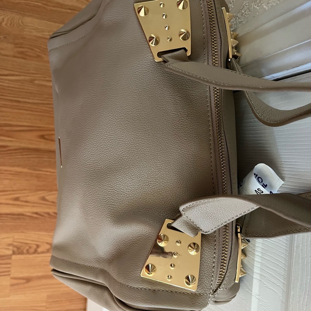 New Vince Camuto “Dexter 2 Duffel” Leather Bag - Picture 3 of 5